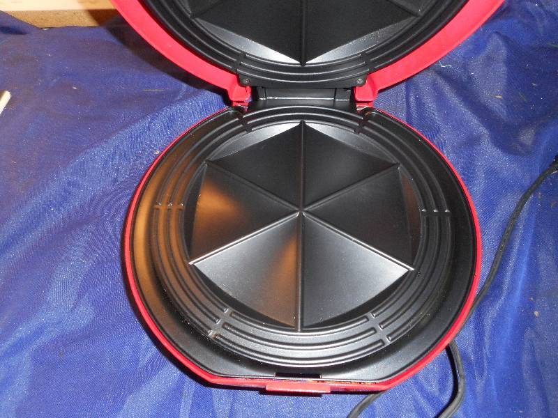 QUESADILLA MAKER