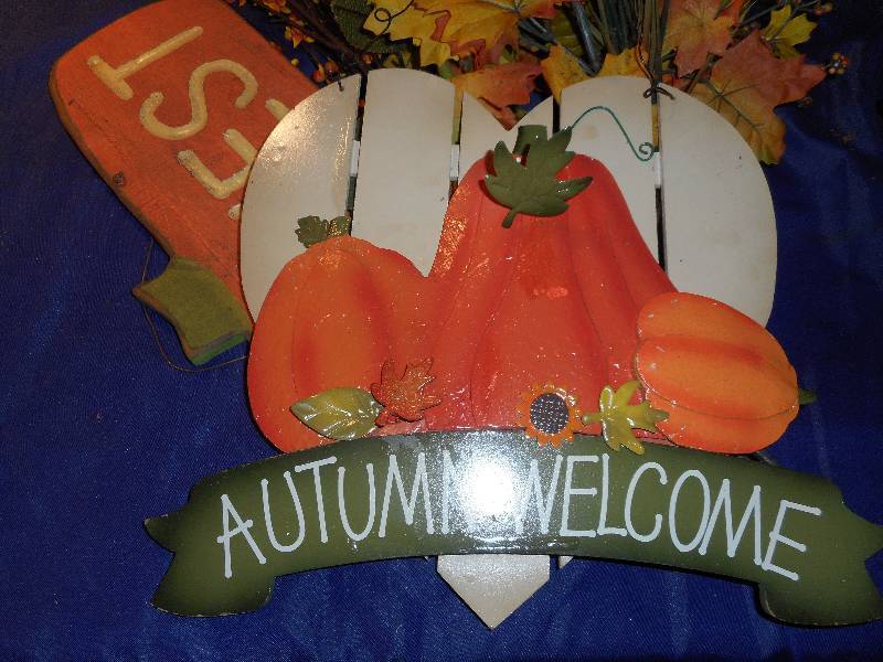 HALLOWEEN SUPPLIES