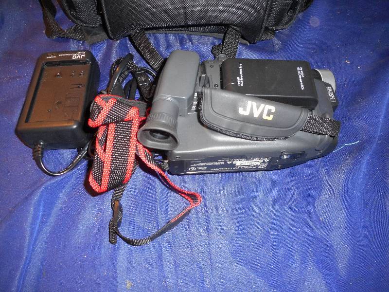 300 X DIGITAL CAMCORDER