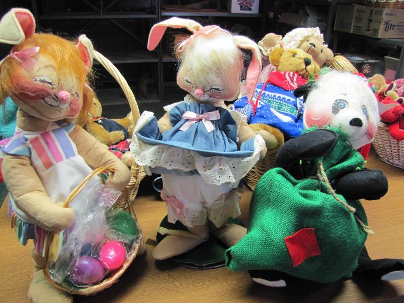 Lot of Vintage Bears