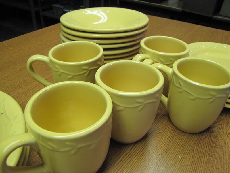 Yellow Country Garden Collection Dinner Ware