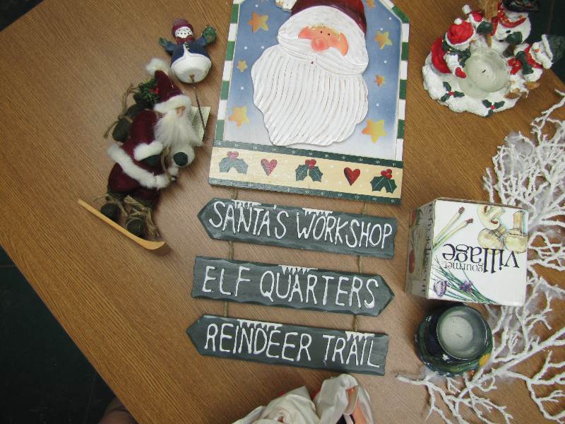 Various Christmas items