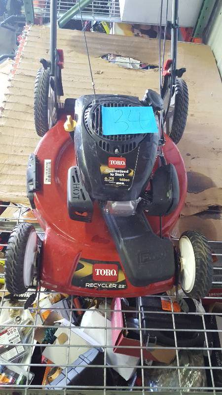 lot 35 image: Briggs Stratton Walk Behind Gas Lawn Push Mower 21 inch 140 CC Grass High Wheel In good working condition