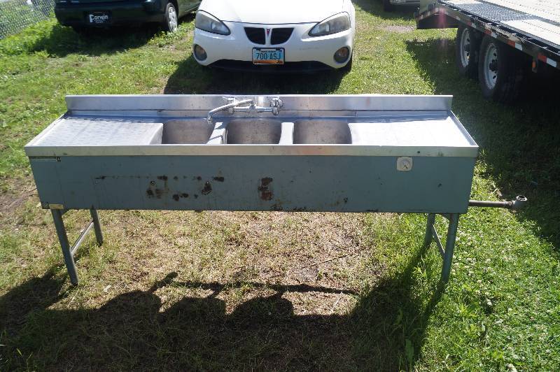 lot 62 image: Stainless Steel Commercial Sink
