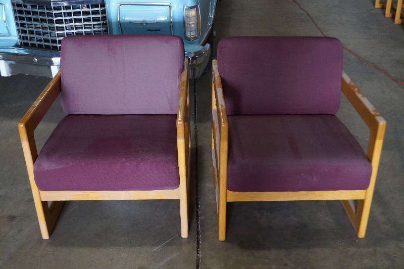 lot 68 image: Office Chairs