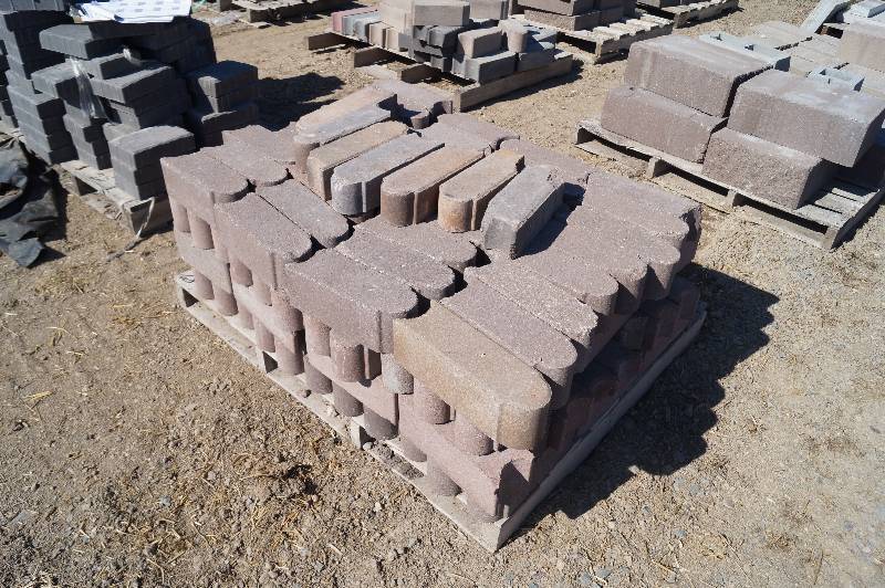 Moorhead Liquidation Landscaping Pavers, Edgers, Blocks & Tree Auction
