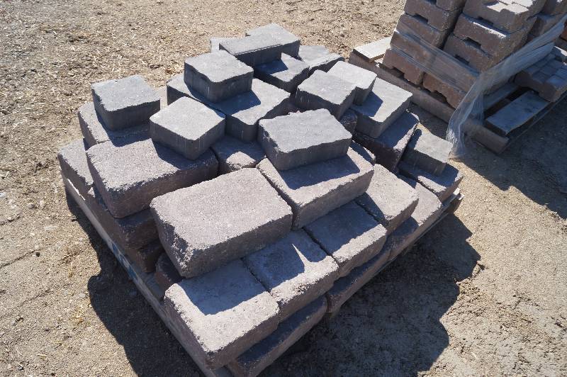 Pavers & Wall Blocks