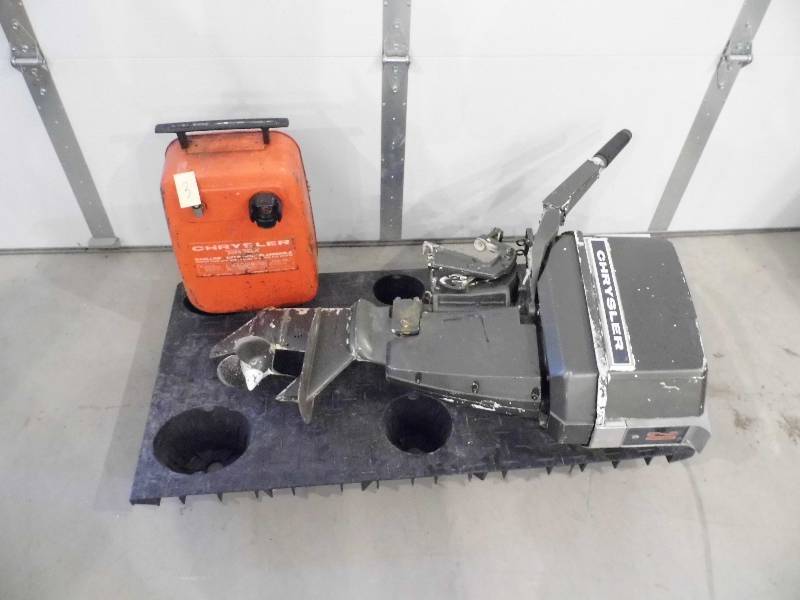 Chrysler Boat Motor