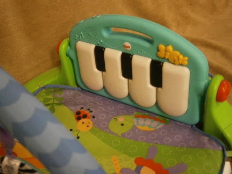Fisher Price Infant Piano Playmat