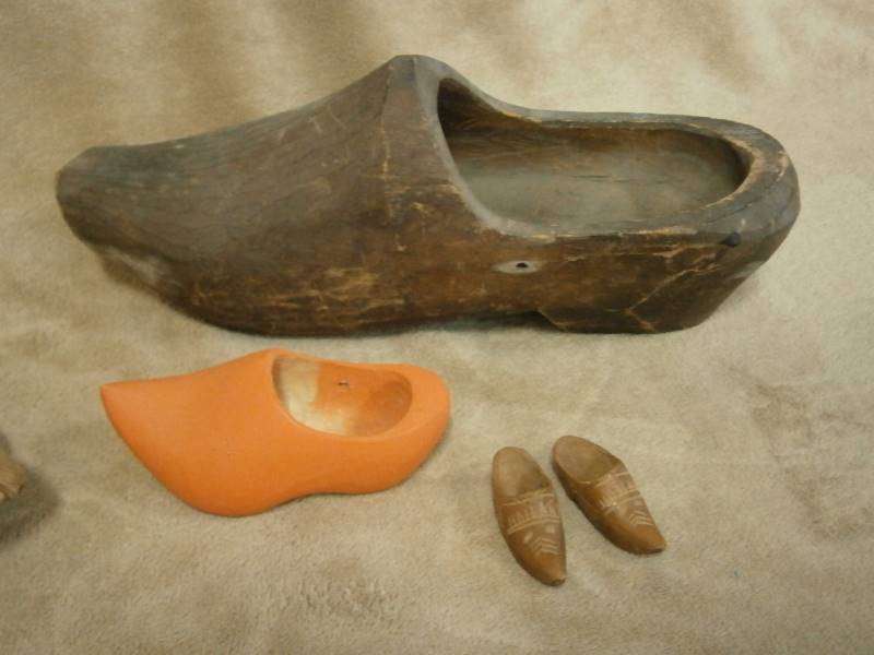 Vintage Wooden Shoe Decorations, Vintage Shoe Stretcher