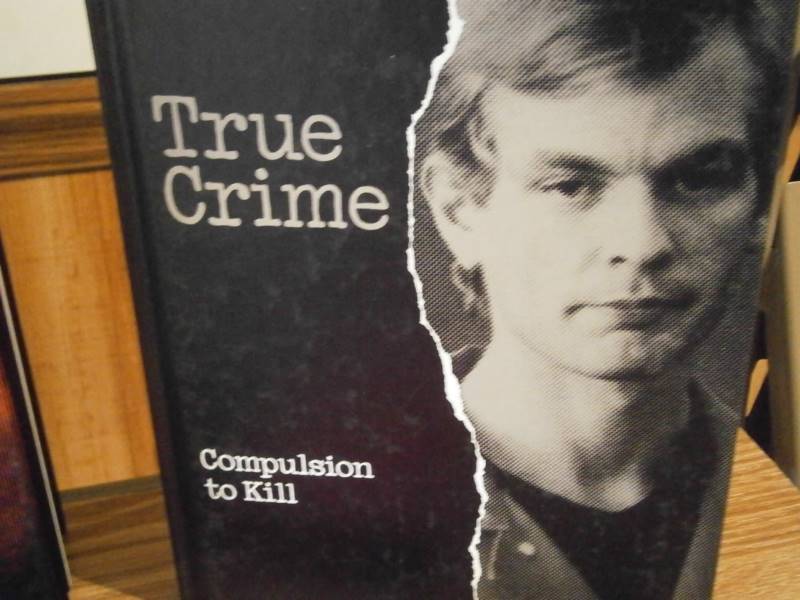 5) Hardcover Crime Books