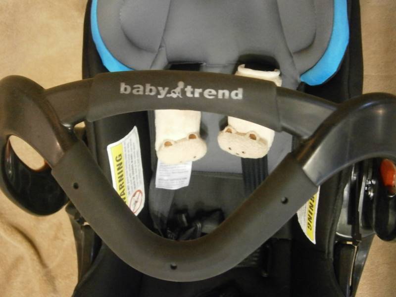 Baby Trend Infant Car seat (Like New)