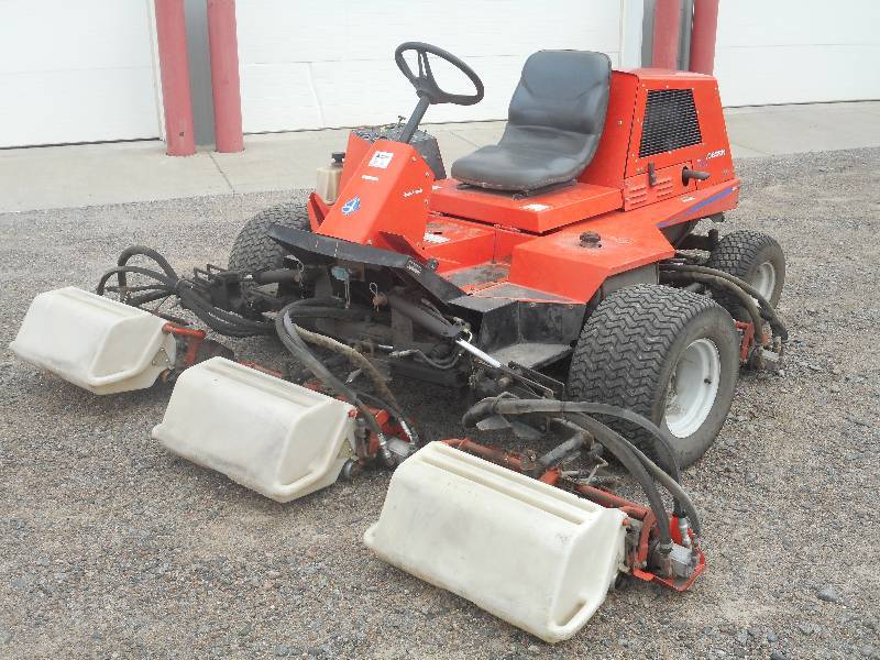lot 2 image: Jacobsen LF128 Commercial Reel Mower