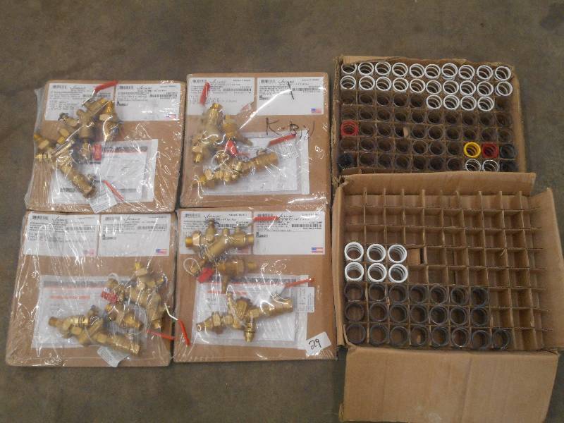 lot 29 image: (4) Unused Victaulic Series 799 KOL...