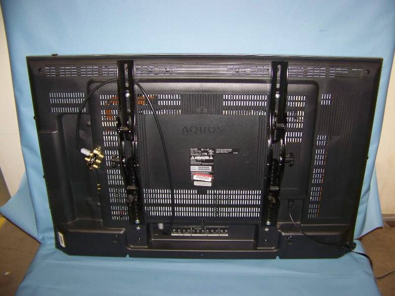 42, Sharp, LCD, 1080p, HDTV with Remote Control and Wall Mount