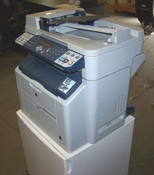 Konica  Minolta, Magicolor, Office Copier  Scanner  Laser Printer on Rolling, Metal Printer Stand
