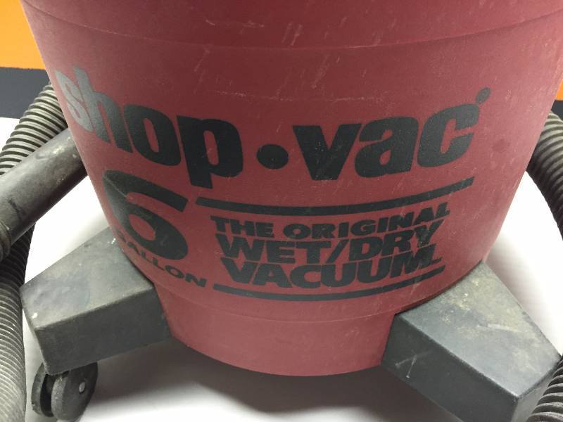 lot 1 image: SHOP-VAC 6 GALLON WET AND DRY VACUUM