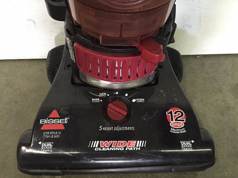 lot 24 image: BISSELL POWER FORCE VACUUM CLEANER 12 AMPS