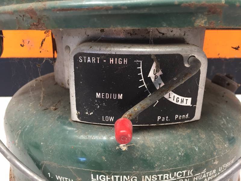 lot 66 image: VINTAGE COLEMAN HEATER 3000-5000 BTU