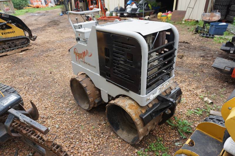 lot 19 image: Stone Bulldog Ranger Diesel Powered Trench Vibratory Packer