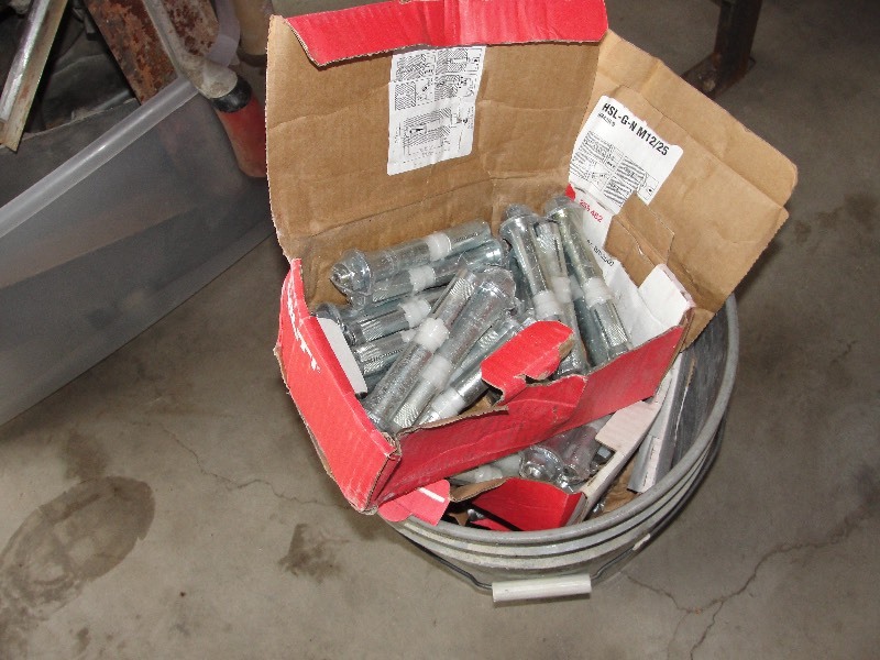 100 plus cement anchors