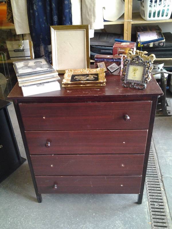 4-Drawer Chest (Needs Knobs) Includes DecorFrames On Top