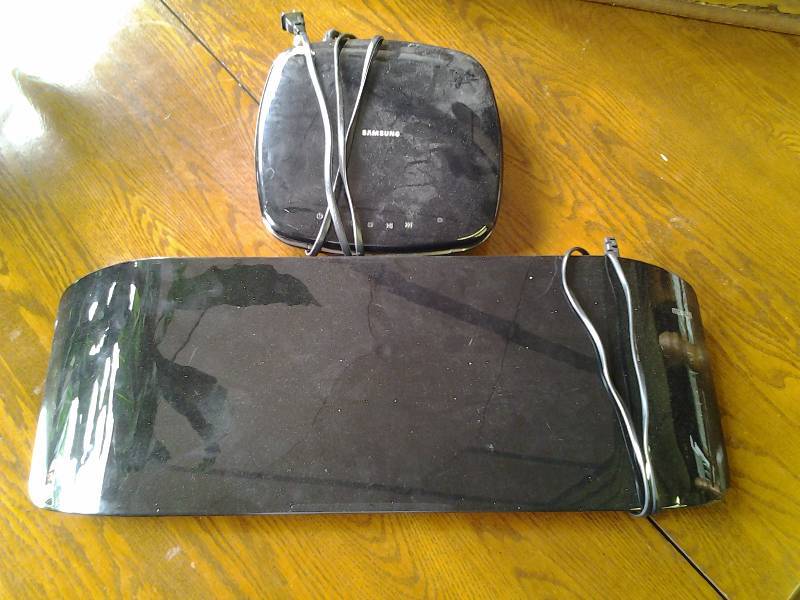 Samsung DVD Player, Maxell Blue Tooth Speaker