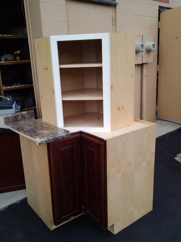 Lower Corner Cabinet 36x36, Upper Corner Cabinet 24x24 