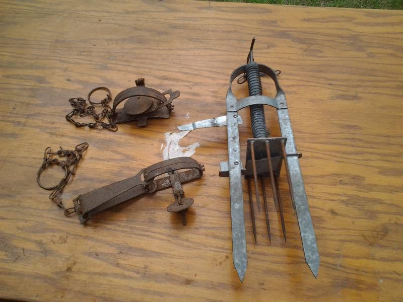 lot 49 image: 3-Traps