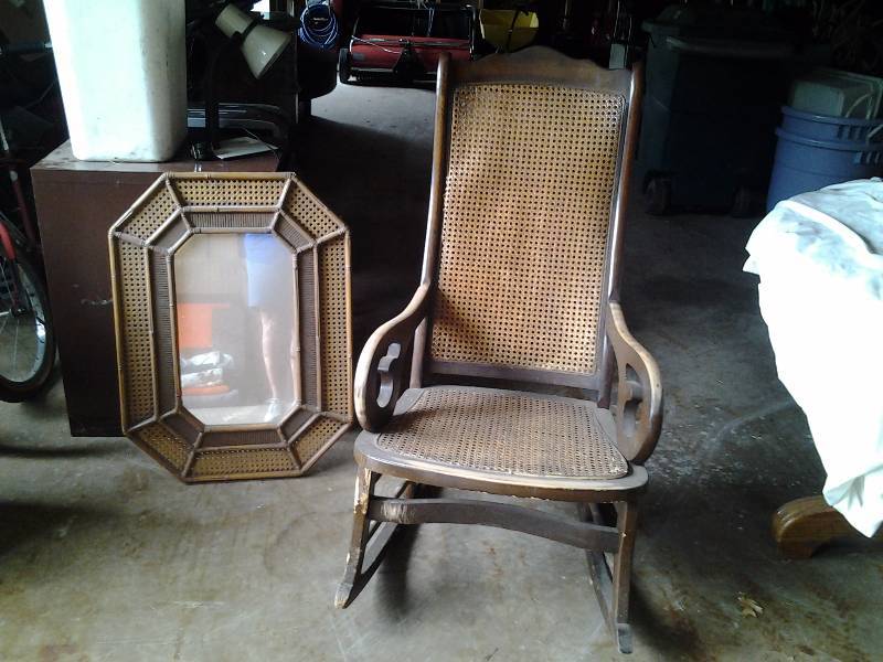 lot 72 image: Vintage Cane Rocker (Needs Repair), Cane Look Mirror