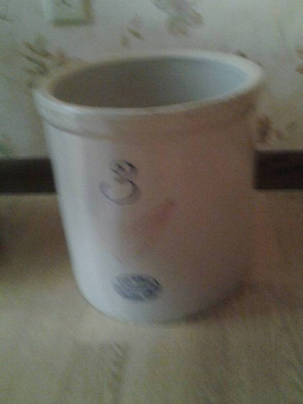 lot 185 image: 3-Gallon Red Wing Crock