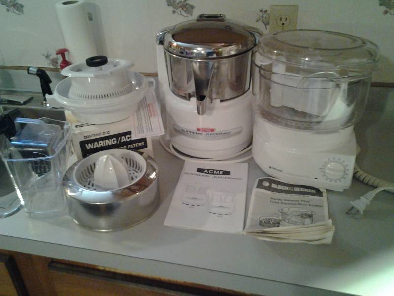 lot 262 image: ACME Supreme Juicer (Never Used), SteamerRice Cooker