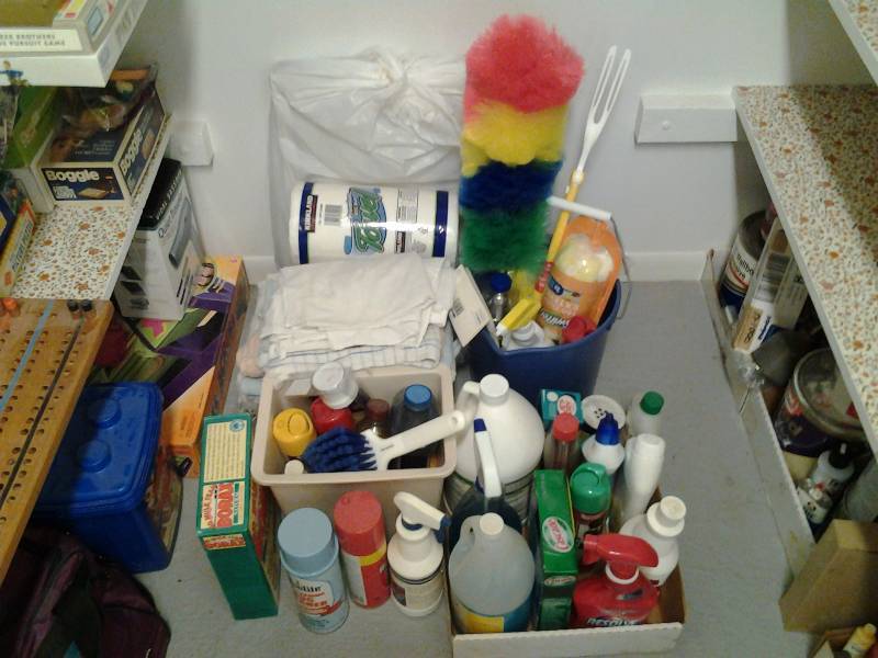 lot 266 image: Lot Of Cleaning Supplies (Downstairs)