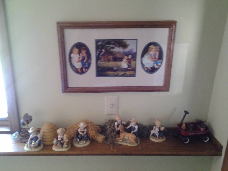 lot 224 image: Lot Of Homco Denim Days Figurines & Framed Picture