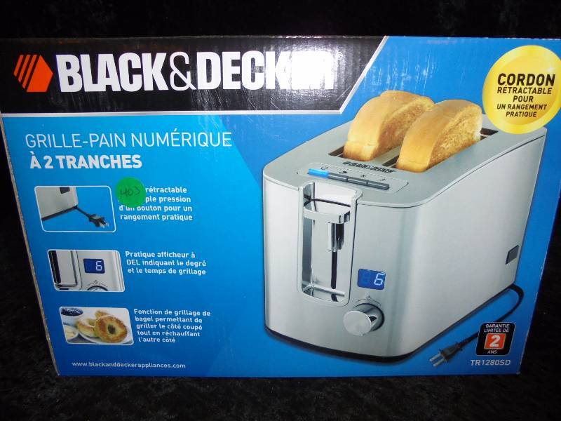 Black & Decker Digital Toaster, New