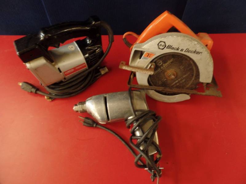 lot 622 image: Misc Power Tools