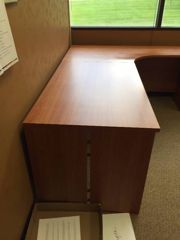 lot 18 image: Gorgeous High End Quality Made In Denmark by Tvilum-Scanbirk 2 Piece Presidents Executive Office Cherry Veneer L Shape Workstation With Right Return Desk - Retails $1200 - Excellent Condition Matches Other Pieces In This Auction