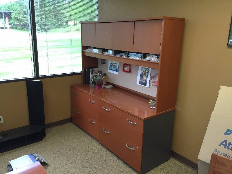 lot 20 image: Bush Quality Furniture Hanson Cherry Veneer & Graphite Business Center Workstation Includes 2 Lateral File Storage Cabinet Drawers & Large Credenza Hutch - Retails &1200 - Excellent Condition