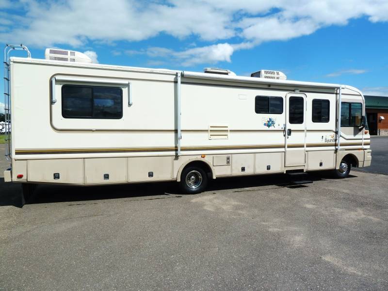 1996 Fleetwood Bounder 36P Class A Motorhome NO RESERVE