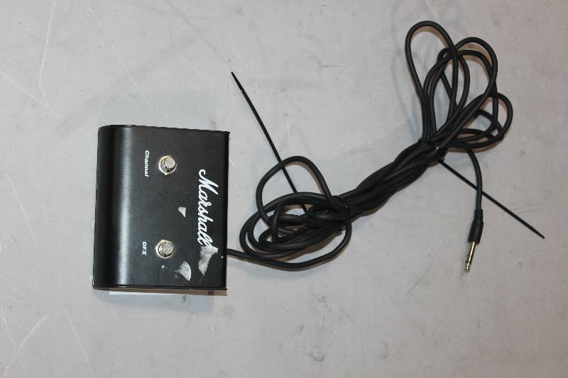 lot 205 image: Marshall Amps DFX Pedal