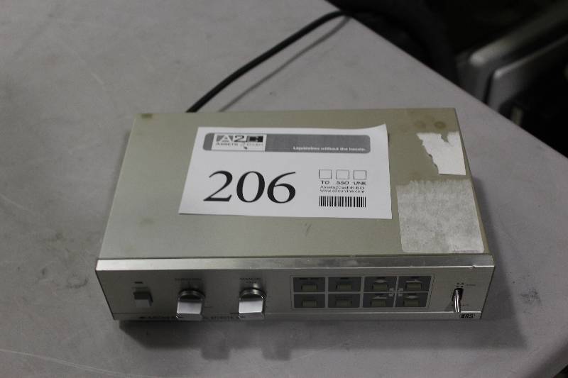 lot 206 image: Radio Shack Archer Special Effects Switcher
