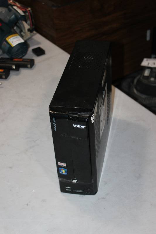 lot 214 image: eMachines Desktop