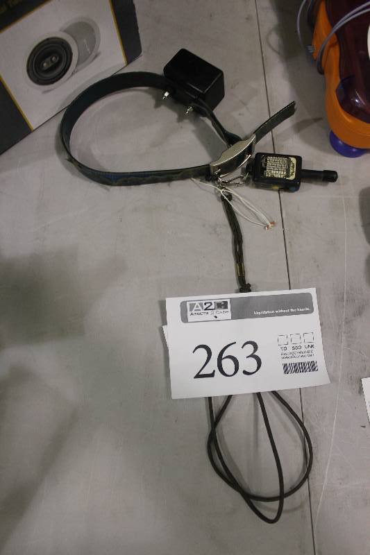 lot 263 image: Electric Pet Collar