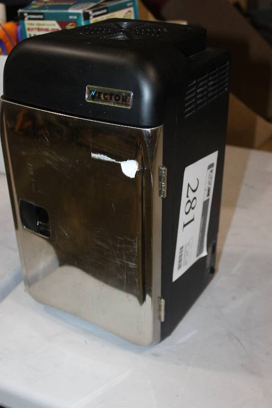 lot 281 image: Vector Hot-Cold Cooler