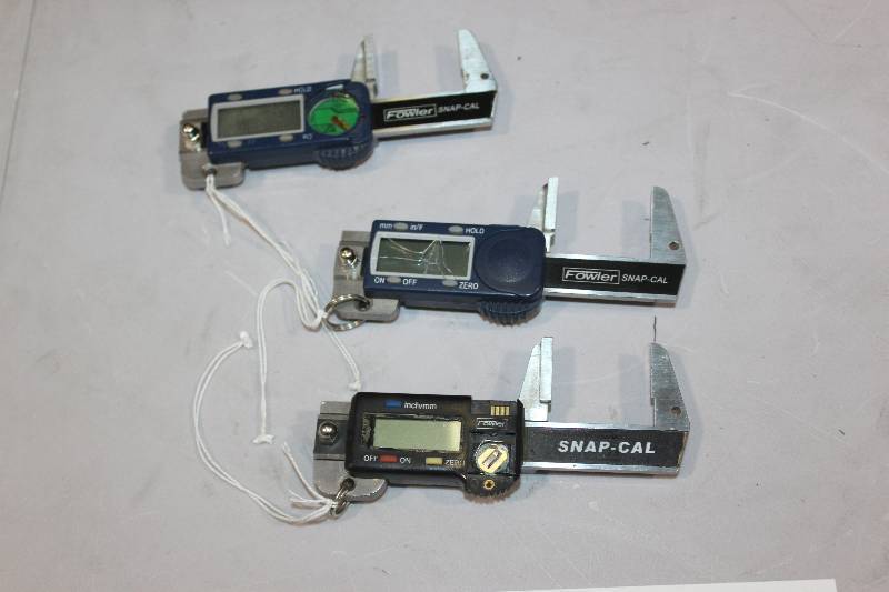 lot 303 image: Lot of (3) Snap-Cal Digital Caliper Tools