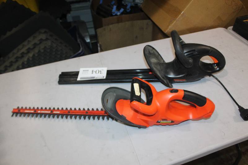 lot 304 image: Lot of (2) Hedge Trimmers Including 1) Remington 18 Electric AND 1) Black & Decker Hedge Hog Cordless