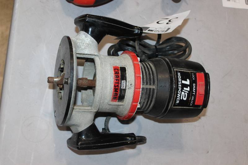 lot 323 image: Craftsman 1.5hp Router