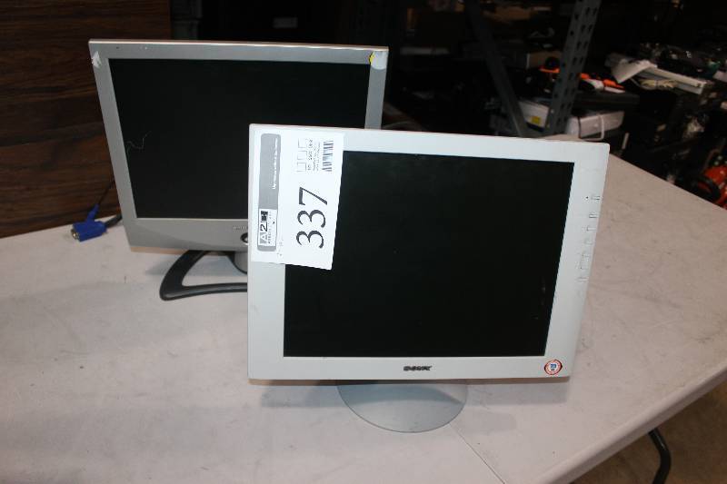 lot 337 image: Lot of (2) 15 Computer Monitors Including 1) Sony AND 1) eMachines