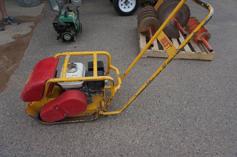 lot 6 image: Best Model SFP2200 Power Plate Compactor Packer