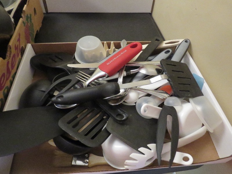 kitchen utensils